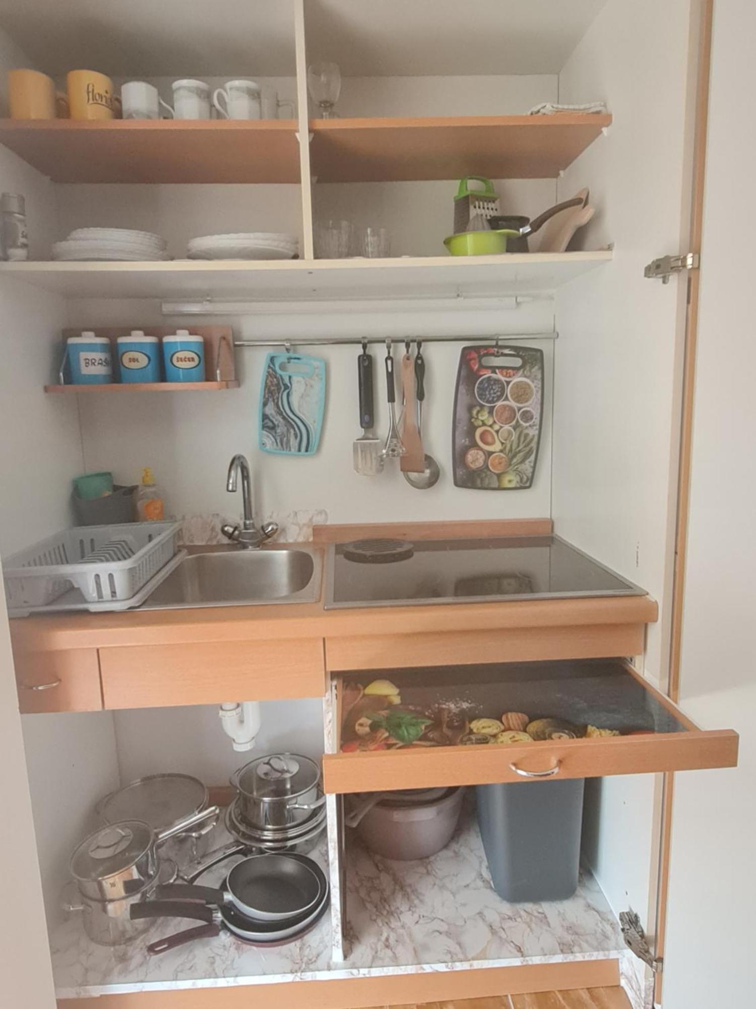 Apartmani Jadro Vir Kültér fotó